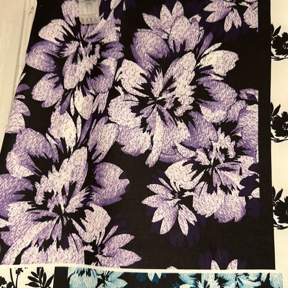 White House Black Market Floral Skirt